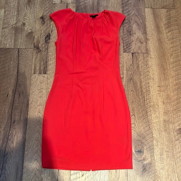 H&M Woman’s Red Dress Size US 8 - Picture 1 of 6